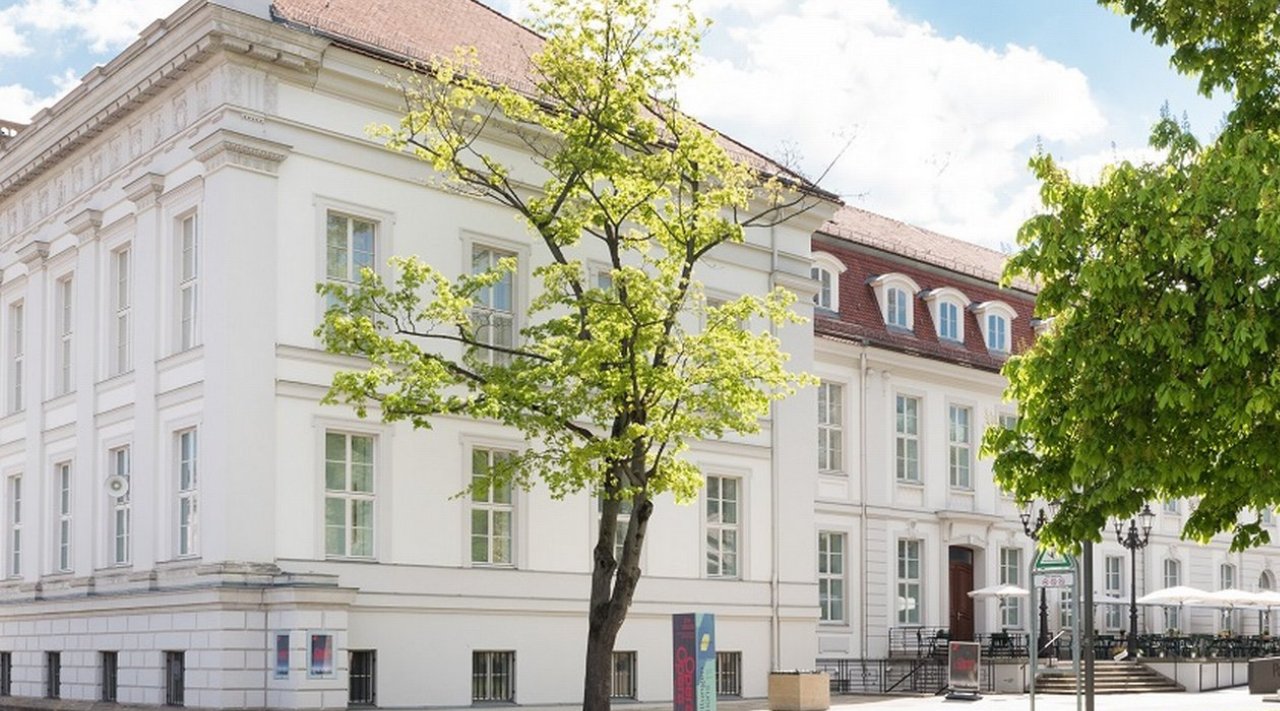 artcard-palaispopulaire building